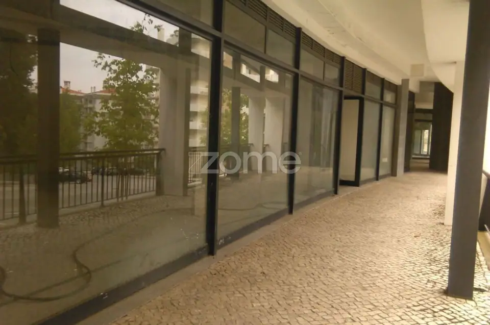Loja Comercial - Empreendimento Quinta do Bosque II — imagem 1