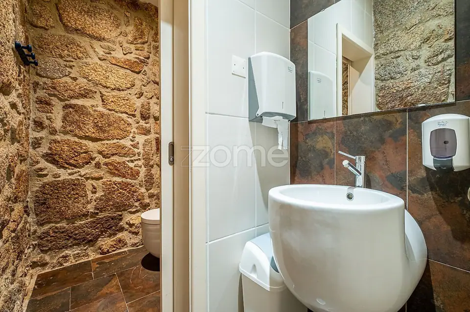 Magnífico Solar / SPA / Pub - T11 em Viseu. — imagem 40
