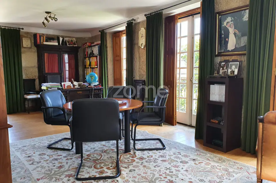 Magnífico Solar / SPA / Pub - T11 em Viseu. — imagem 18