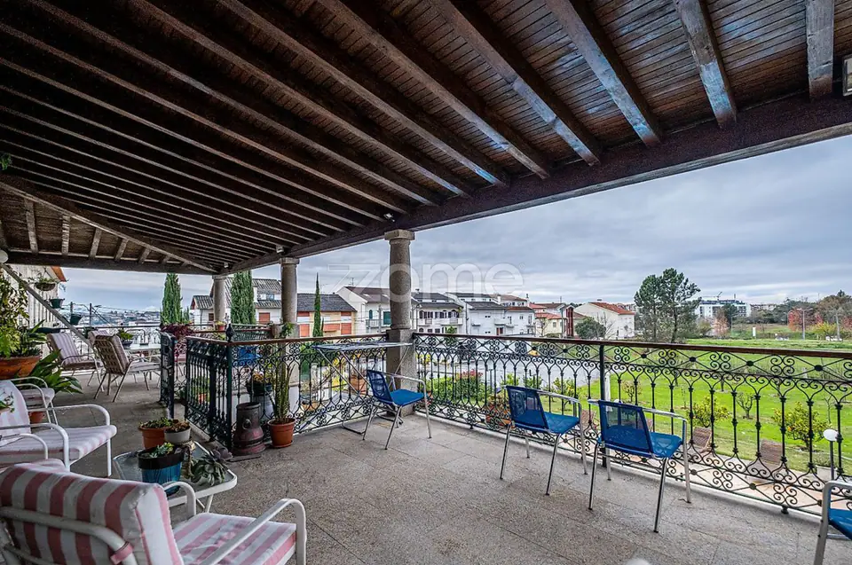 Magnífico Solar / SPA / Pub - T11 em Viseu. — imagem 55
